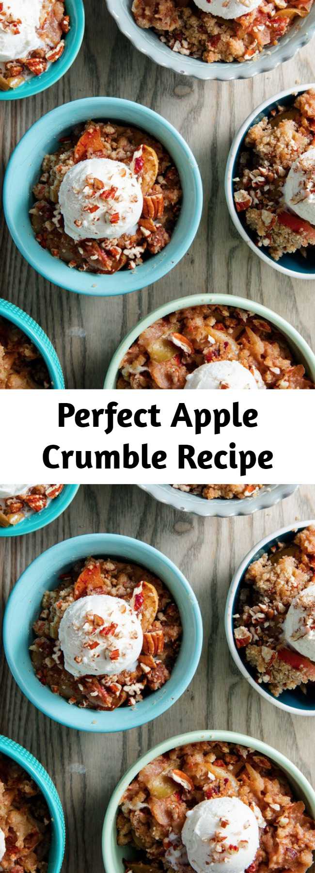 Perfect Apple Crumble Recipe - We love apple pie, but we're not so into making crust. Apple crumble is 1,000 times easier to make and, in our opinion, even better. The buttery pecan crumble is just too perfect, even without any oats. Below are our most helpful tips for making the perfect fall crumble. #easy #recipe #apple #crumble #dessert #baking #fall #brownsugar #pecans #pie #topping
